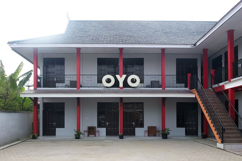 Hotel Oyo 950 Steze Kost