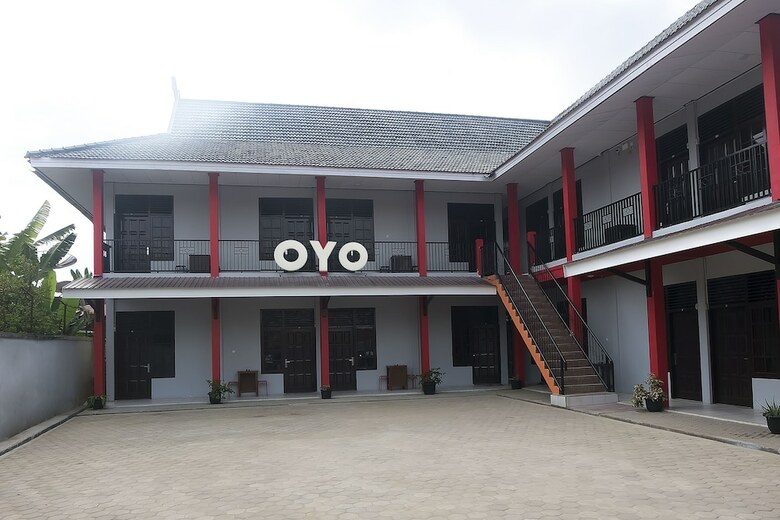 Hotel Oyo 950 Steze Kost