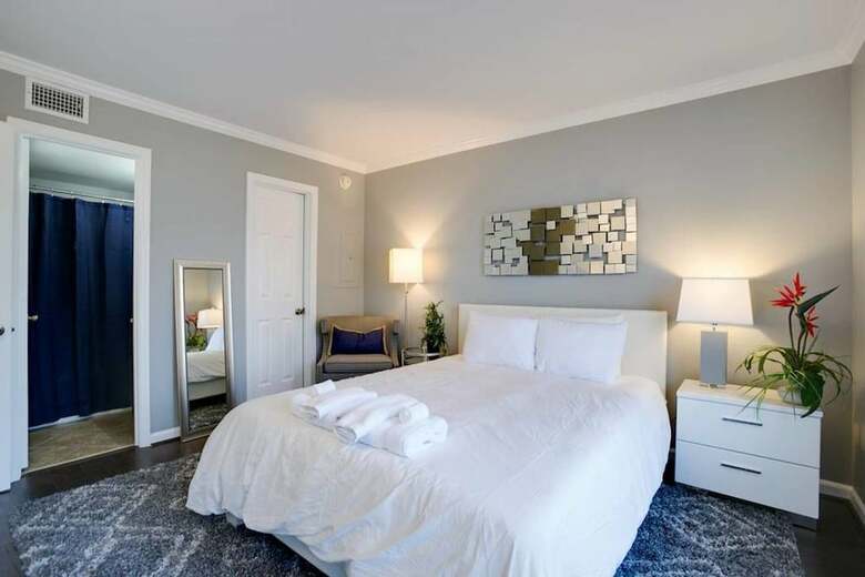 Apartamentos Creative & Cool 2br/2ba West Apt Home
