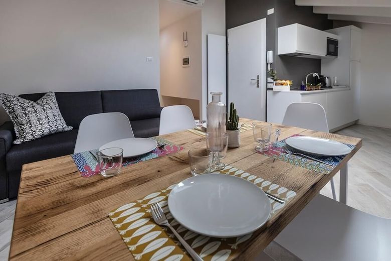 Picalof Apartments