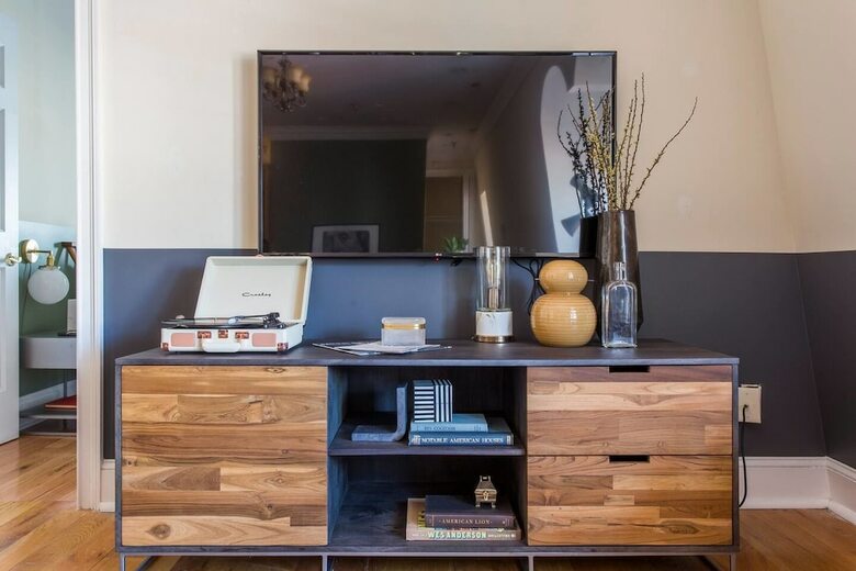 Central 2br Apt Near Independence Hall By Domio!