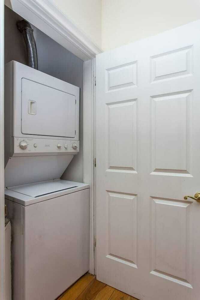 Central 2br Apt Near Independence Hall By Domio!