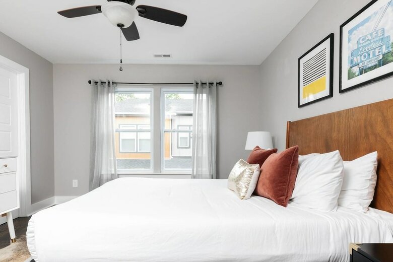 Vibrant 3br/4ba Min To Dt