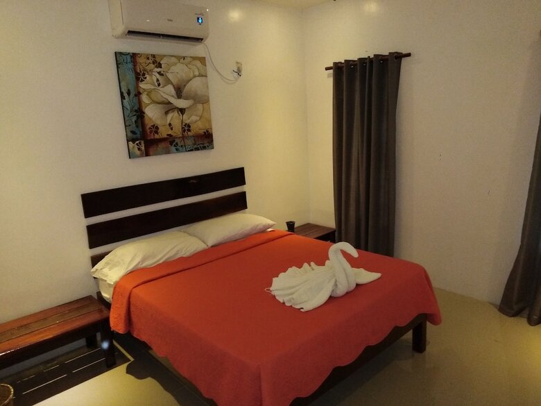 Hotel Malinao View Beach Resort