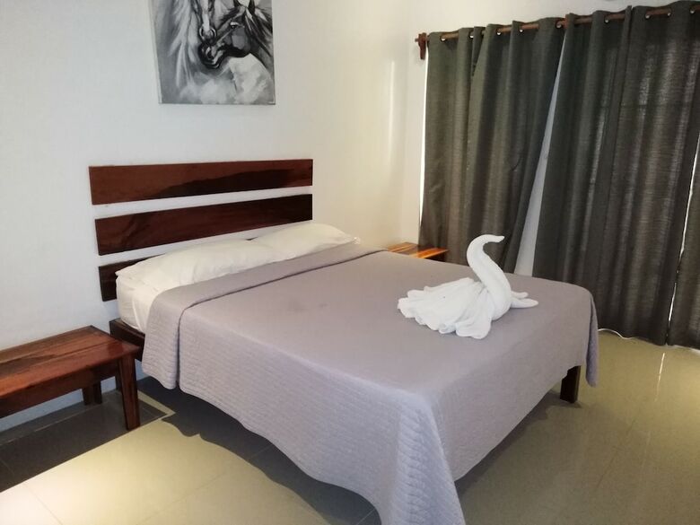 Hotel Malinao View Beach Resort