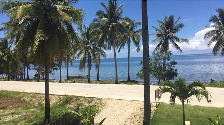 Hotel Malinao View Beach Resort
