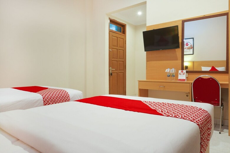 Oyo 902 Hotel Pondok Anggun
