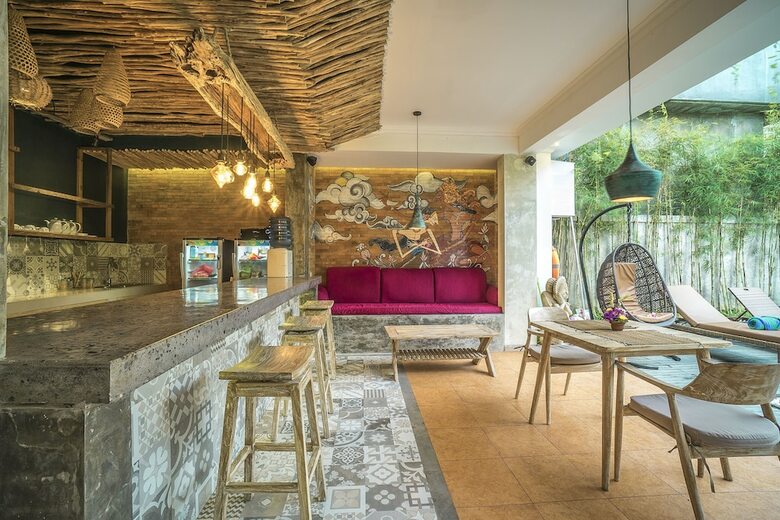 Bed & Breakfast Sanggraloka Suite