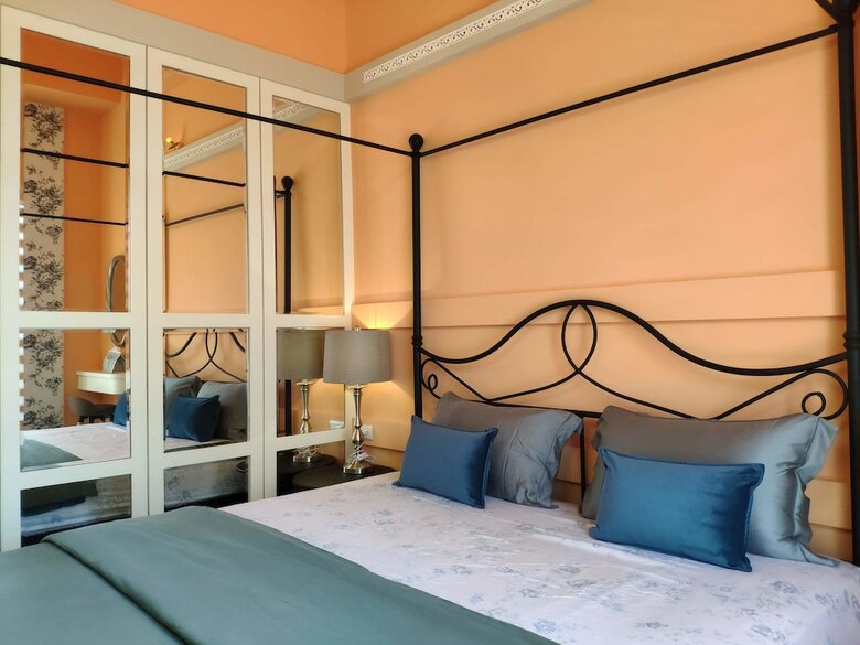 Hotel Teacher Cai Homestay