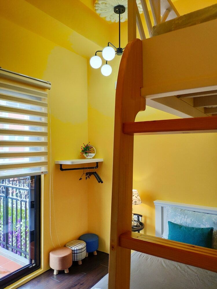 Hotel Teacher Cai Homestay