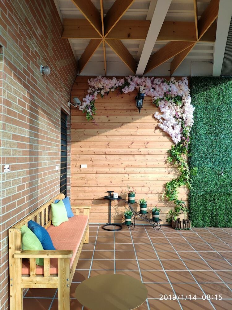 Hotel Teacher Cai Homestay