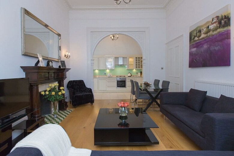 Westbourne Apartments By The Residences