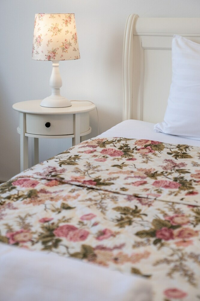 Hotel Studios & Room Poesia