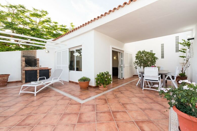 Apartamentos Sunnygolf 29