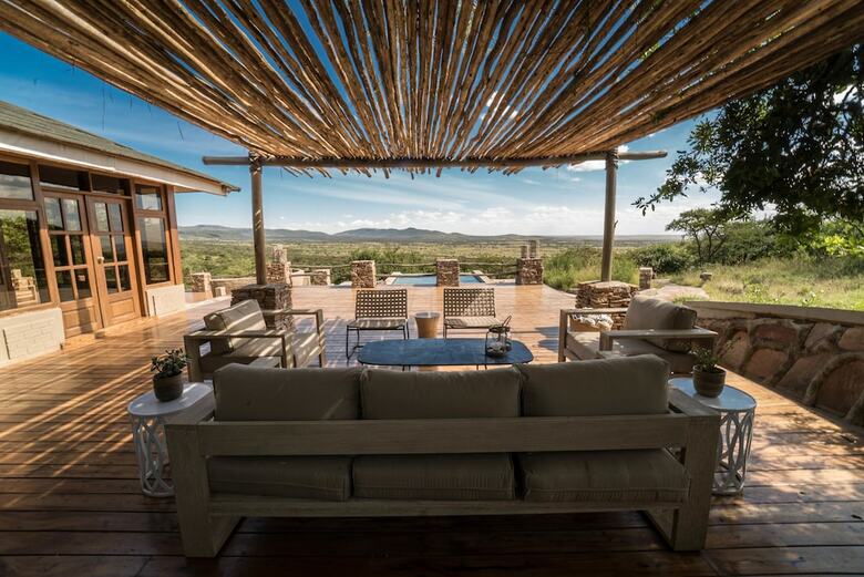 Taasa Lodge