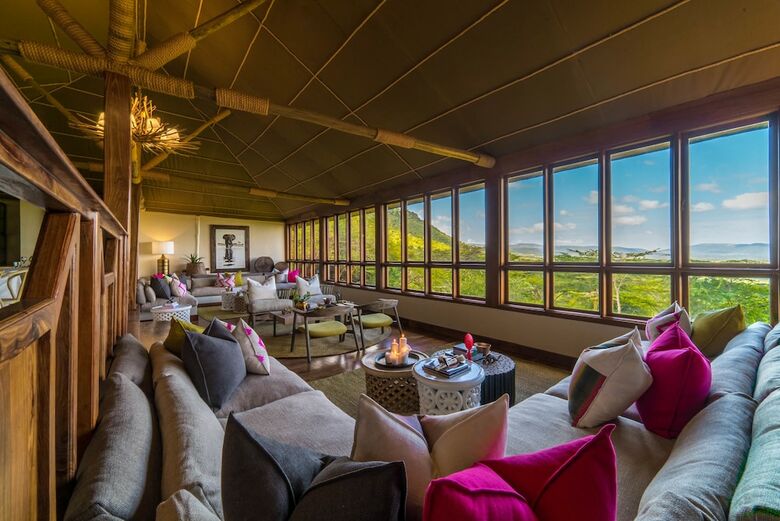 Taasa Lodge