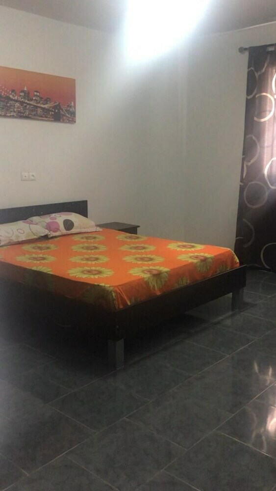 Apartamentos Too Many Suites