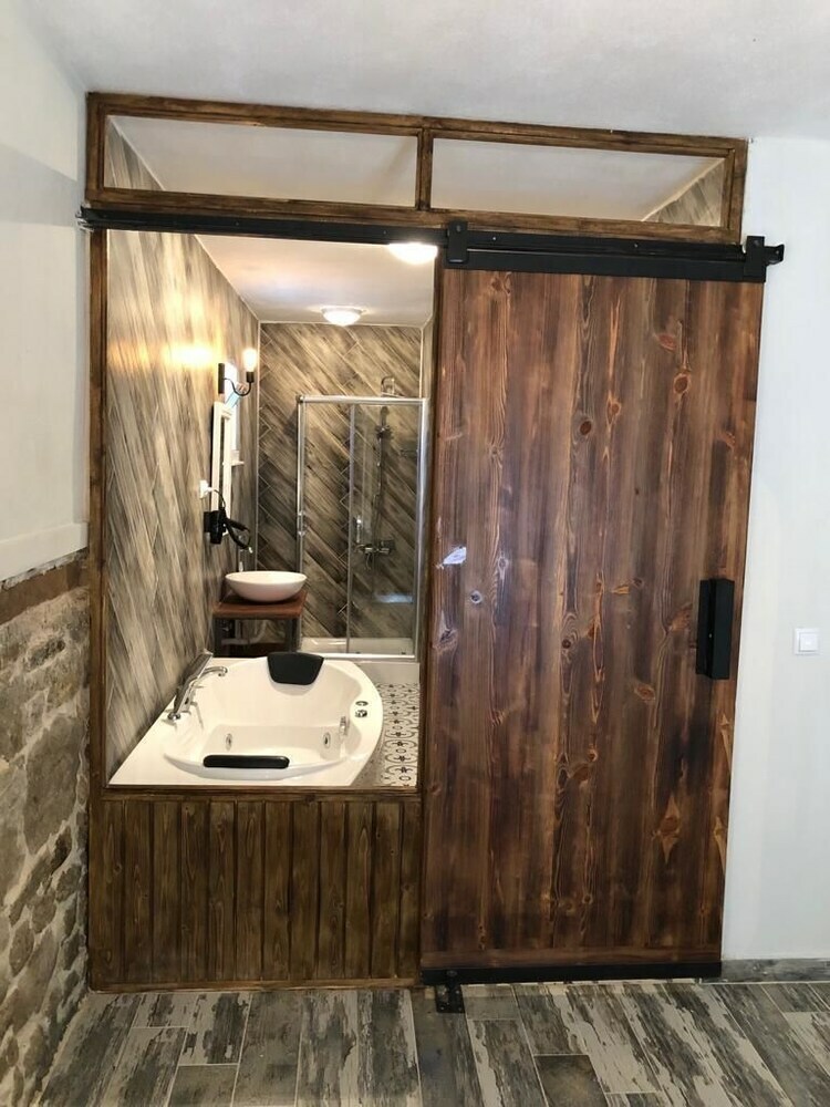 Vintage Inn Boutique Hotel