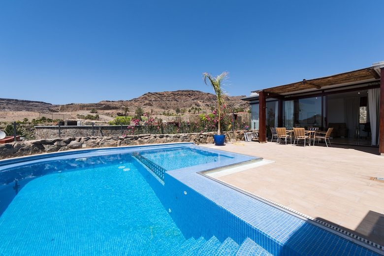 Sunset Villa