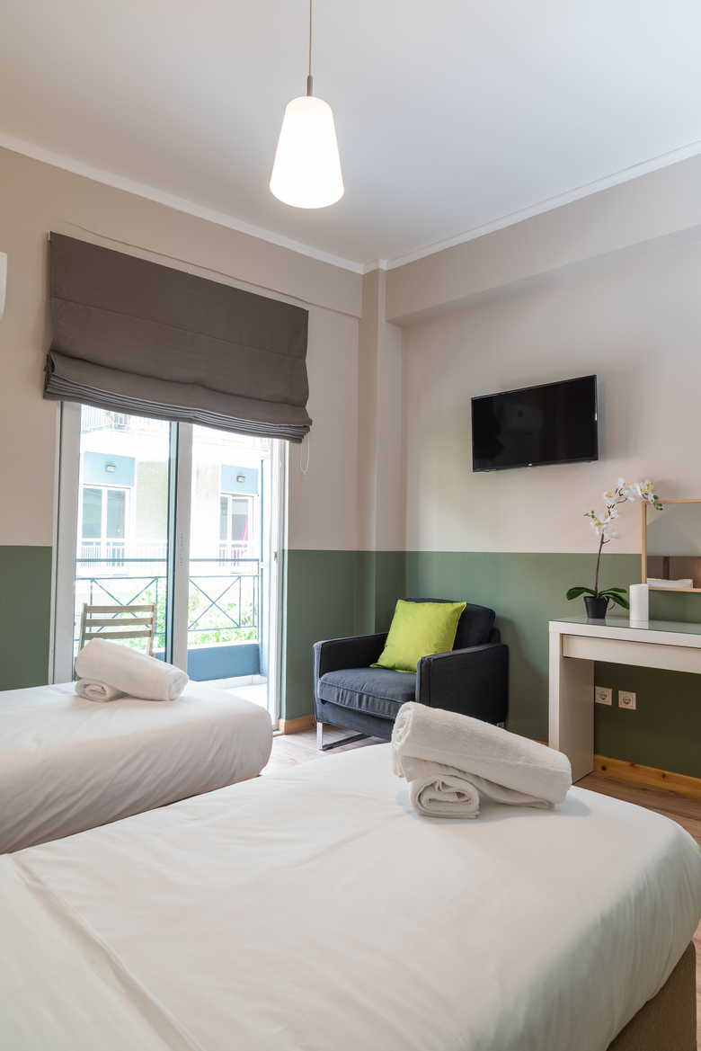 Hotel Tier Collection