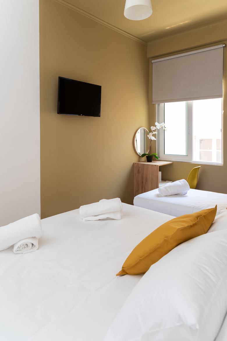 Hotel Tier Collection