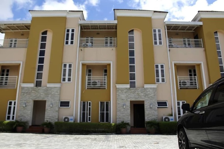 Aden 360 Apartments By Intra