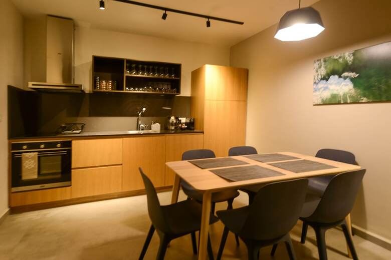 Luxury Suites By Notaly Ariel