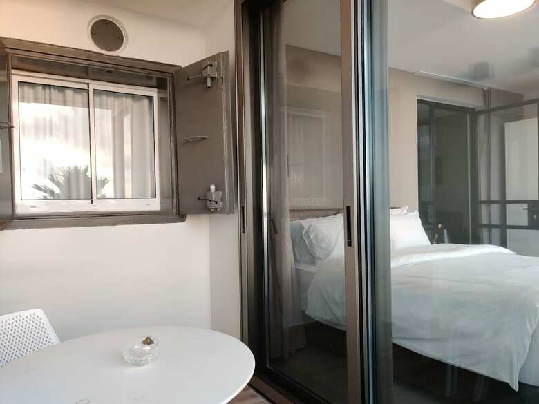 Luxury Suites By Notaly Ariel