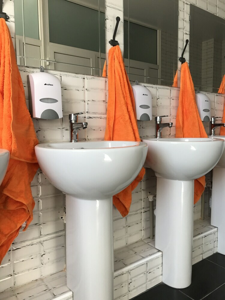 Hostal Hostel Uyutnyy Dom