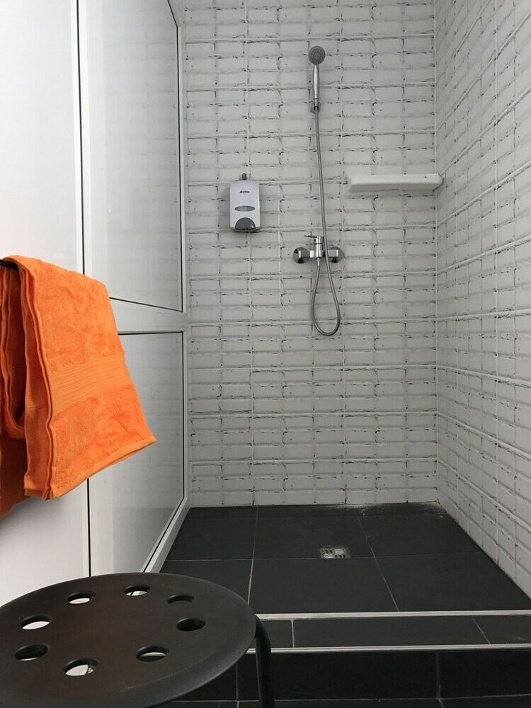 Hostal Hostel Uyutnyy Dom