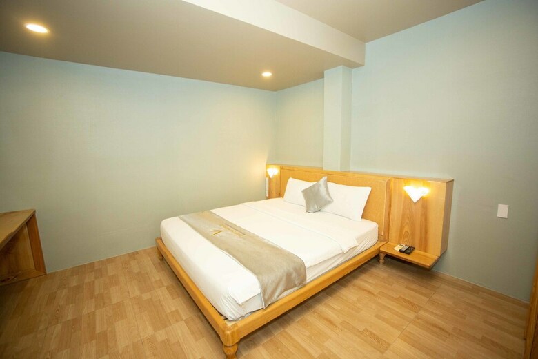 7s Hotel The Seventh II