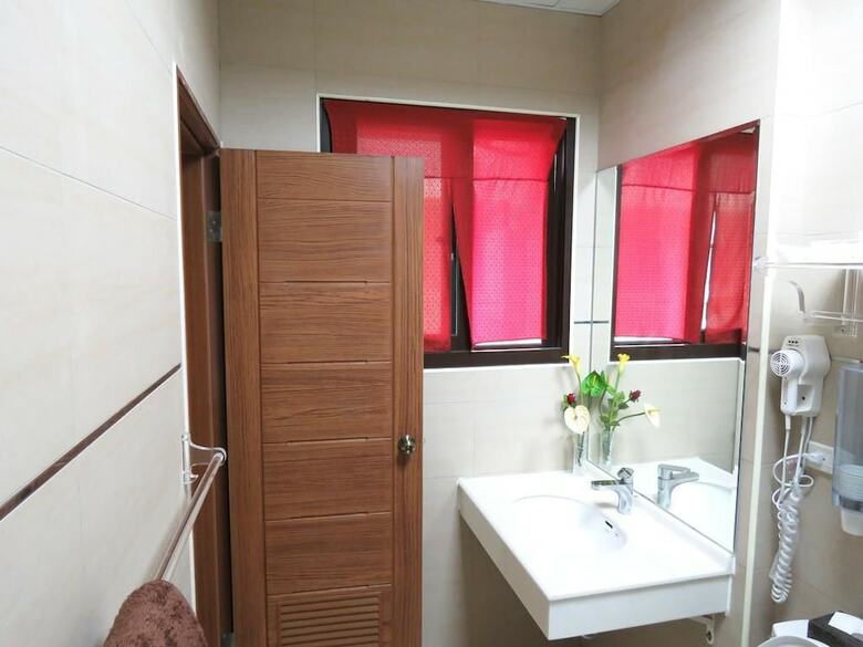 Hotel Whale's Homestay