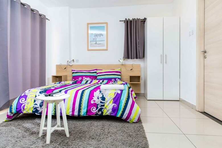 Royalty Apartments