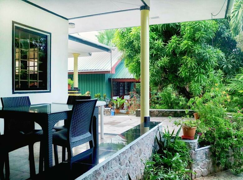 Hotel Lapasyans Self-catering