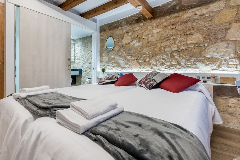 Hostal 977