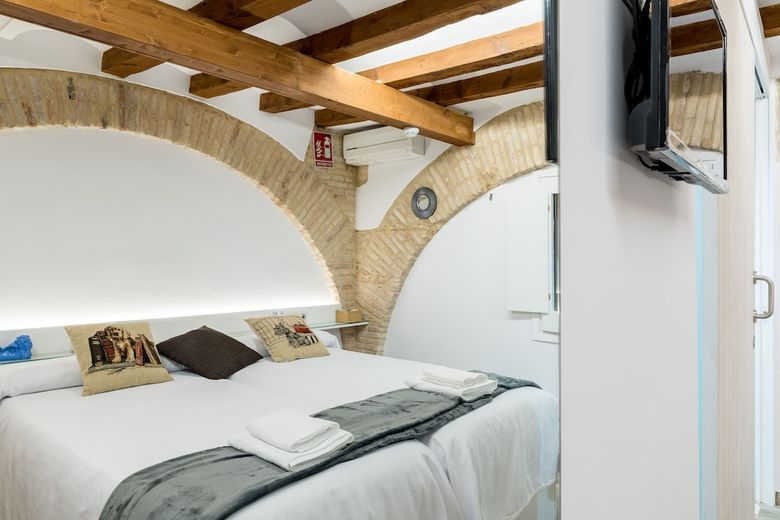 Hostal 977