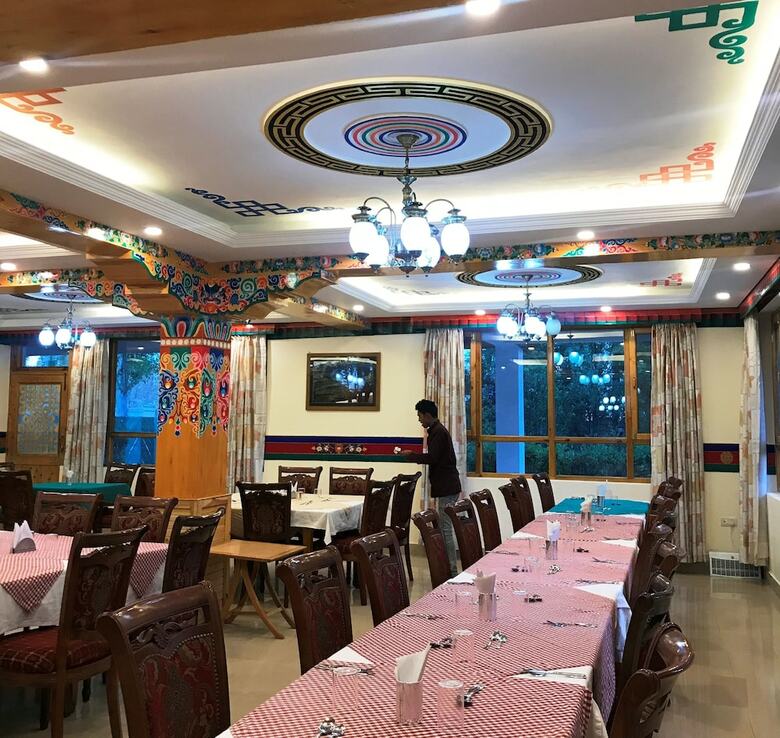Hotel Caravan Centre