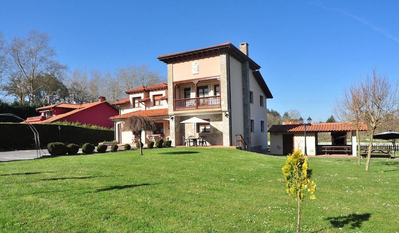 Apartamentos Rurales Al Pie de Ma�anga