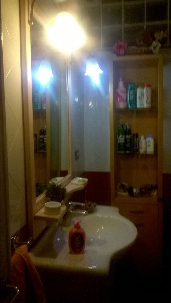 Cosmopolitan B&B