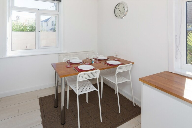 Milford On Sea Detached Bungalow