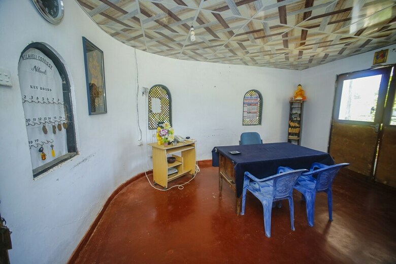 Oyo 294 Nilaveli Corridor Hotel