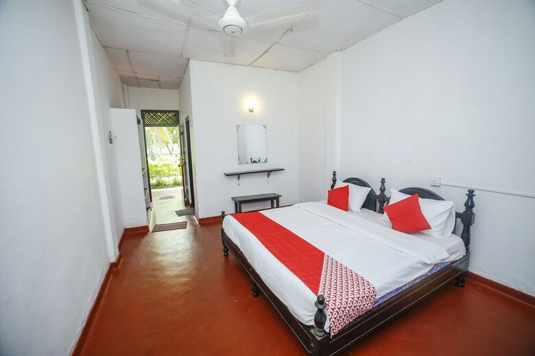 Oyo 294 Nilaveli Corridor Hotel