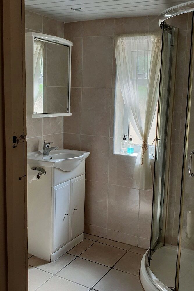 Bed & Breakfast Wern Ganol Guest House