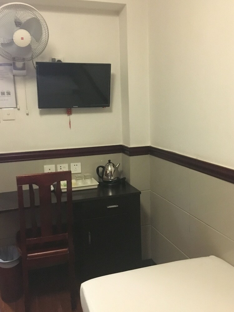 Hostal Hang Ho Hostel