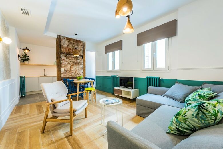 Apartamentos Be Mate Gran V�a Suites