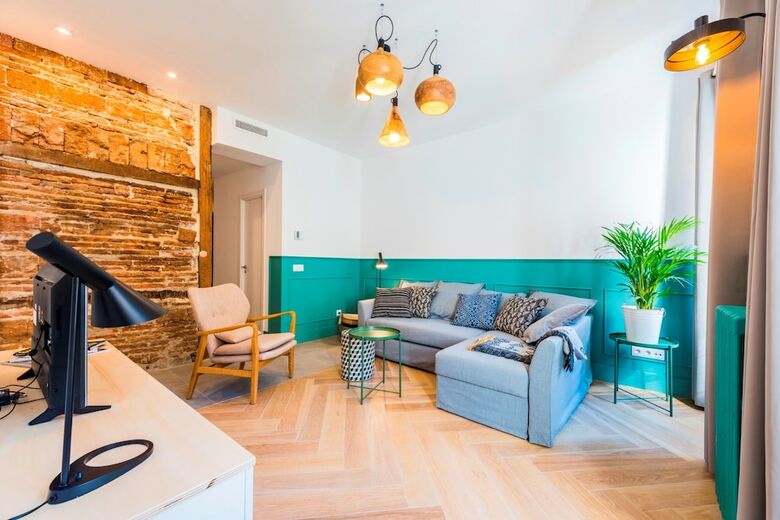 Apartamentos Be Mate Gran V�a Suites