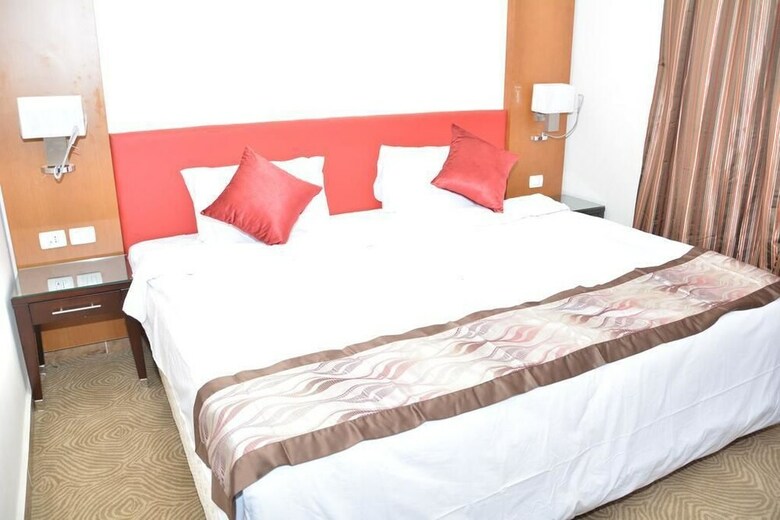 New Lamar Hotel