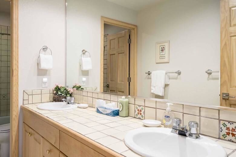 Cascades Townhomes Shasta 4
