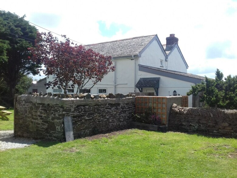 Ripples 7 B&B - Tearoom & Garden - Cafe