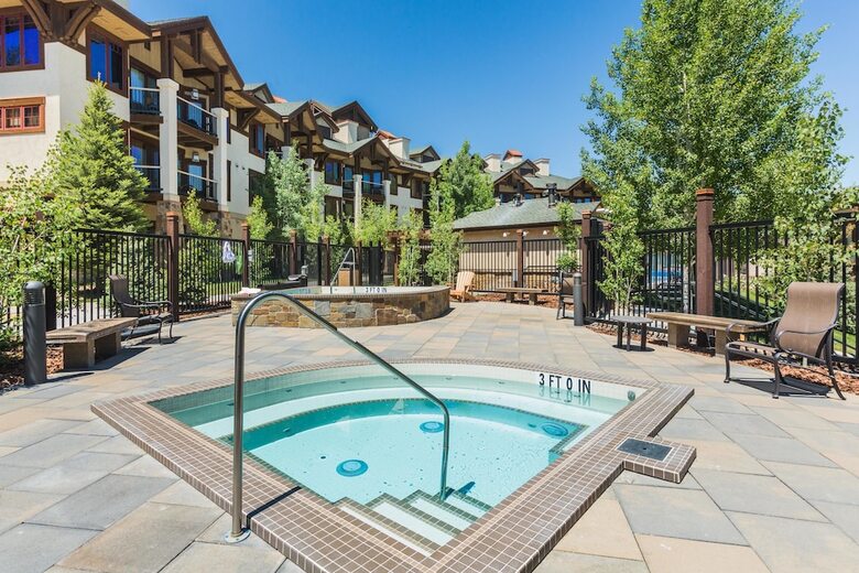 Eagleridge Townhomes 1455